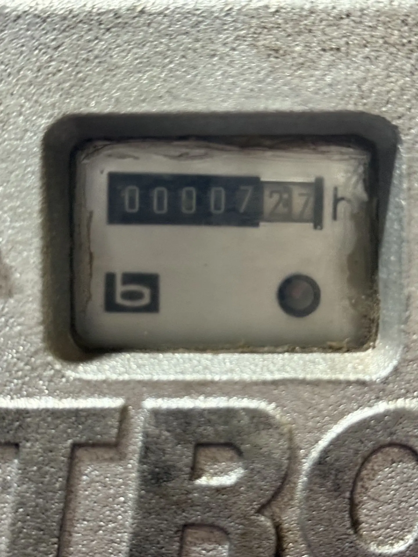 Power Climber Treuil à câble métallique Power Climber 1,5 HP 220 V 1 PH — Used | Granby, QC, Canada