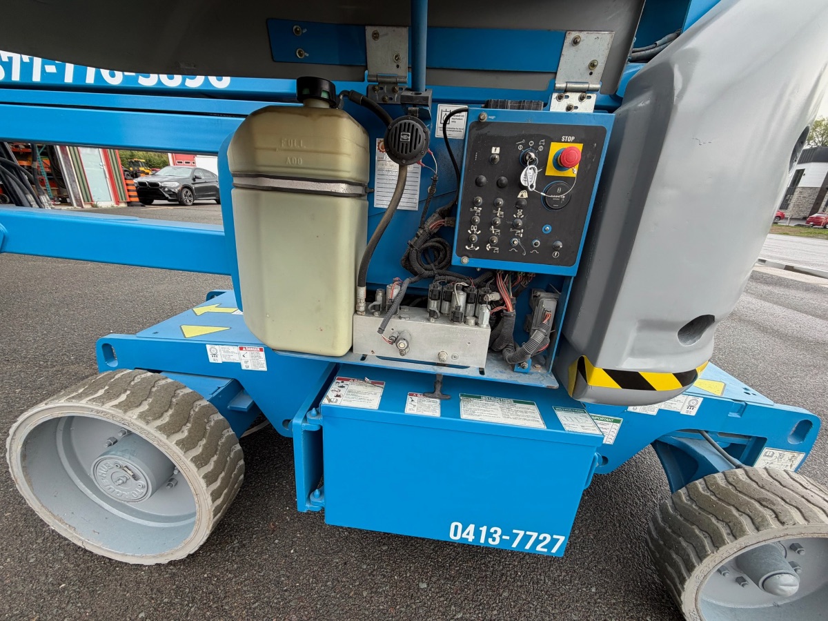 CAT telehandler - 9 of 11.jpeg